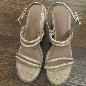NWOT Universal Thread Cork Tan Platform Sandals